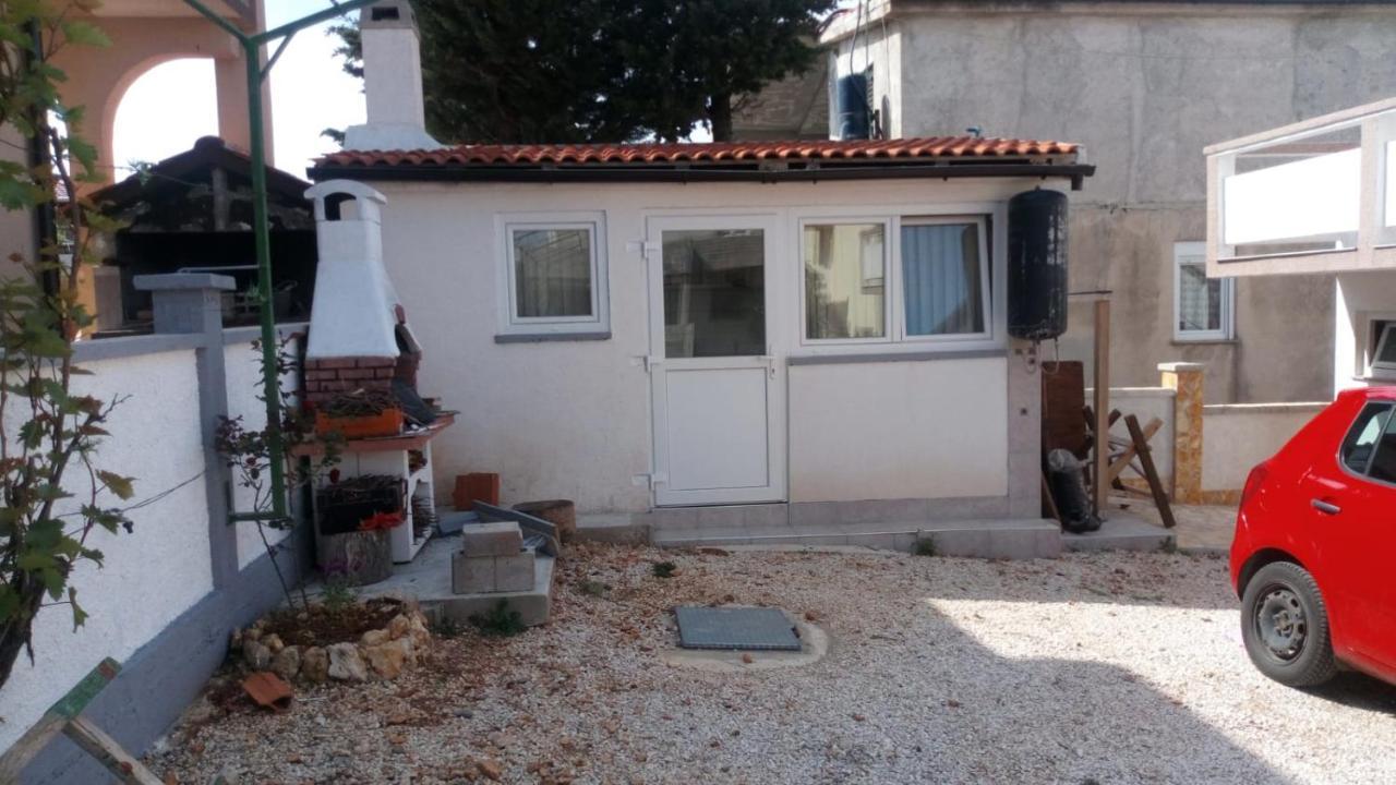Apartmani Matovina Vir Exteriér fotografie